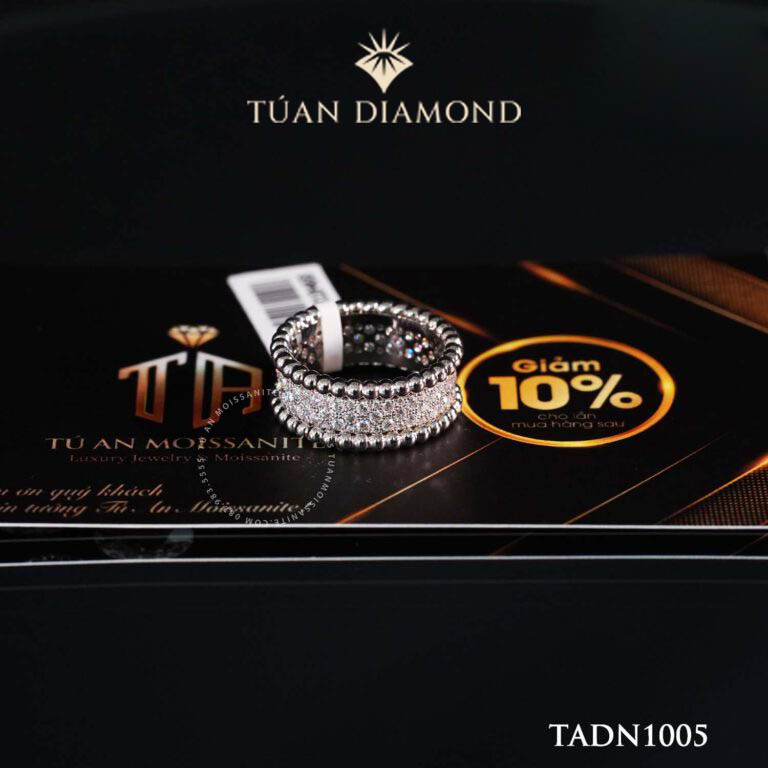 nhan-cuoi-kim-cuong-thien-nhien-cao-cap-tad1005-768x768