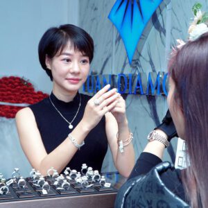 dien-vien-vtv-hoang-kim-ngoc