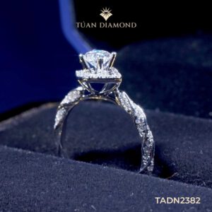 nhan-nu-kim-cuong-thien-nhien-tad-n2382