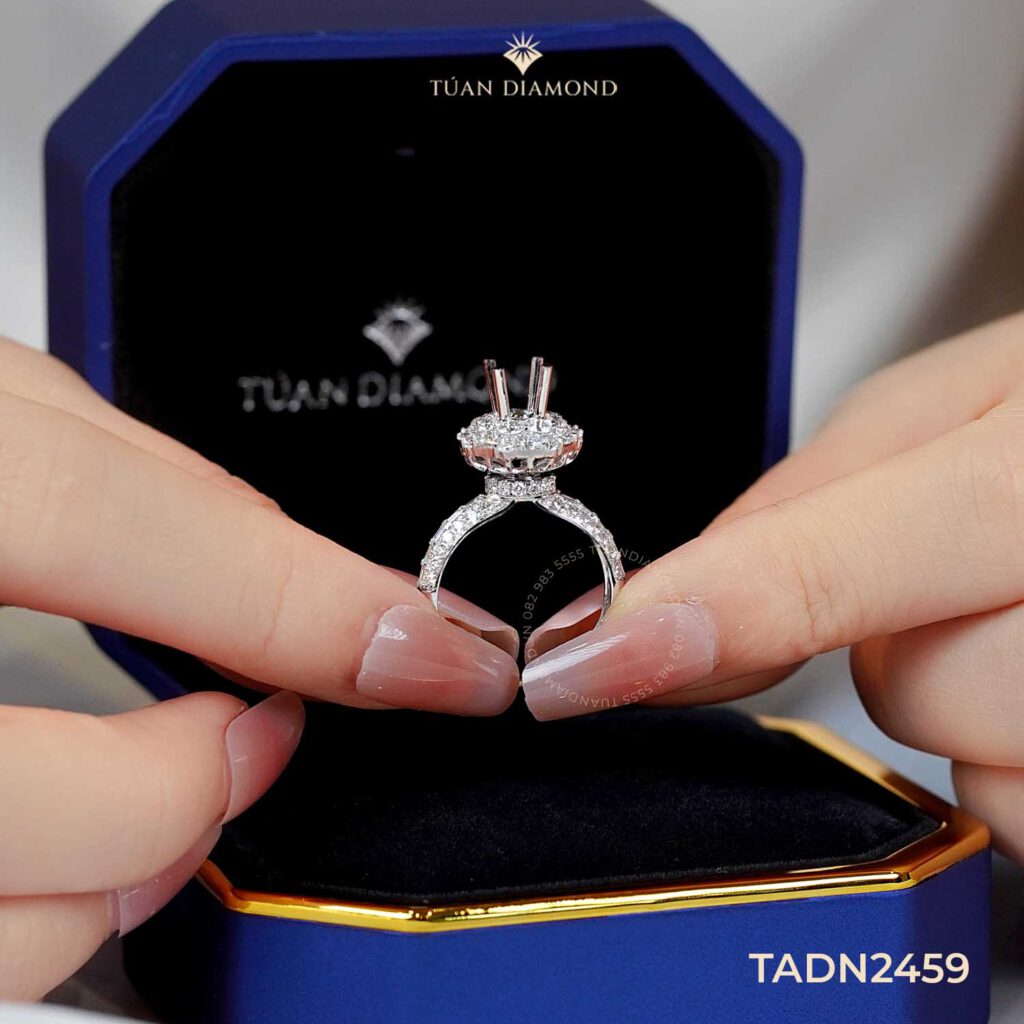 nhan-nu-kim-cuong-tu-nhien-tad-n2459